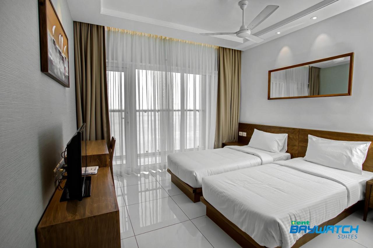 Kent Baywatch Suites Kochi Екстериор снимка