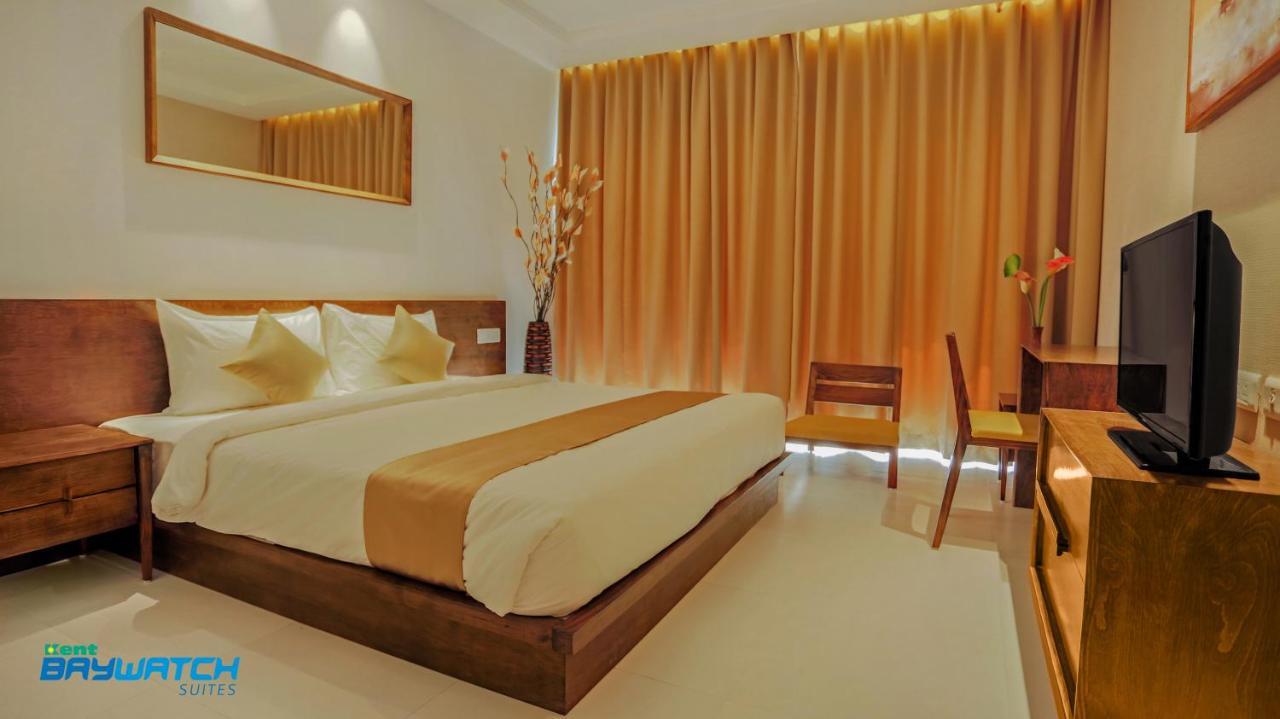 Kent Baywatch Suites Kochi Екстериор снимка