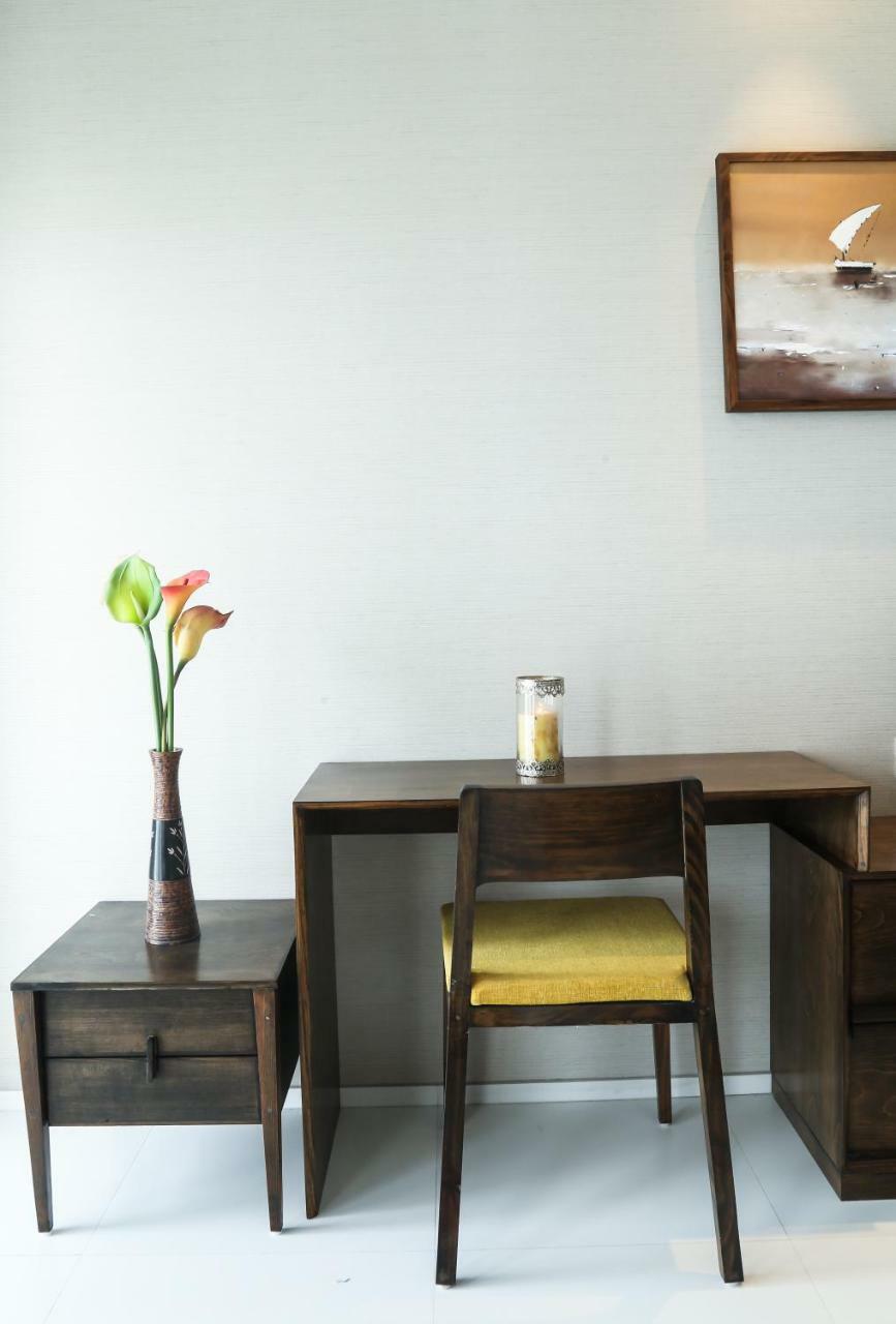 Kent Baywatch Suites Kochi Екстериор снимка